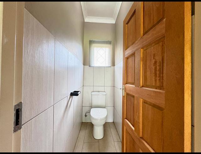 3 BEDROOM HOUSE FOR SALE IN SONNEVELD